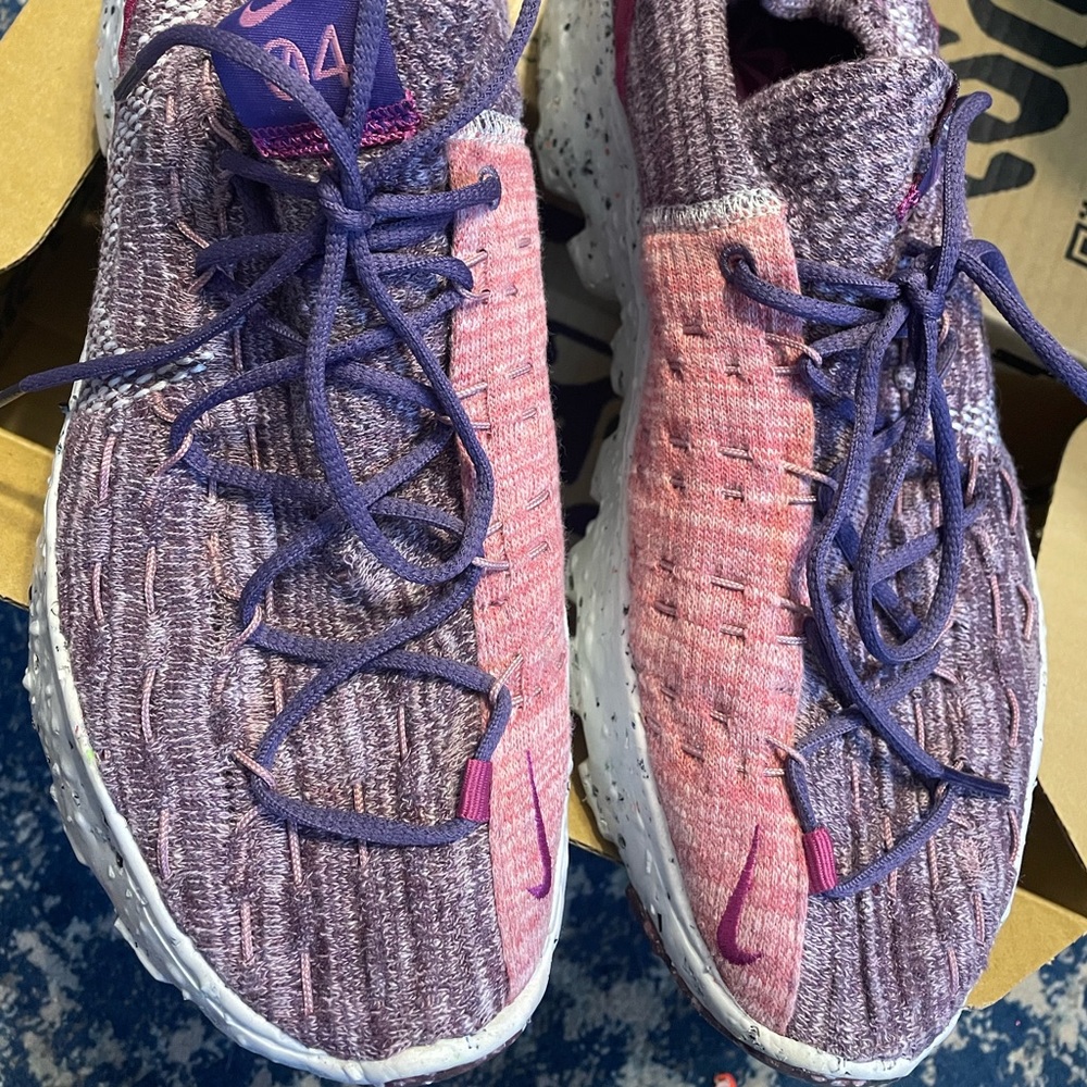 Nike Space Hippie 04